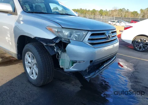 2013 Toyota Highlander Se V6 from USA, damaged, VIN 5TDZK3EHXDS141212